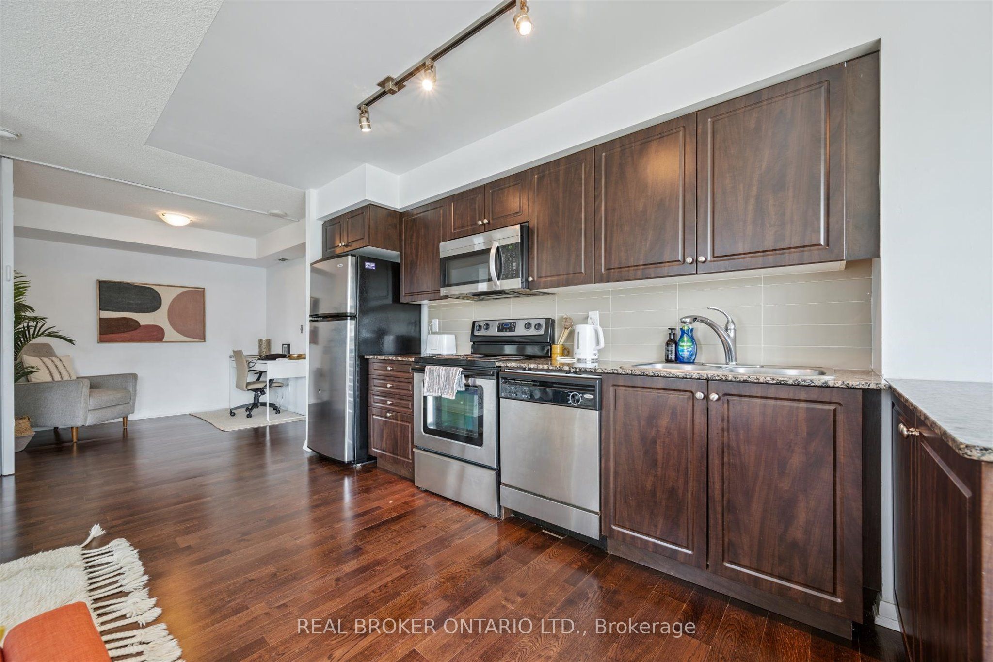 209 Fort York Boulevard 683