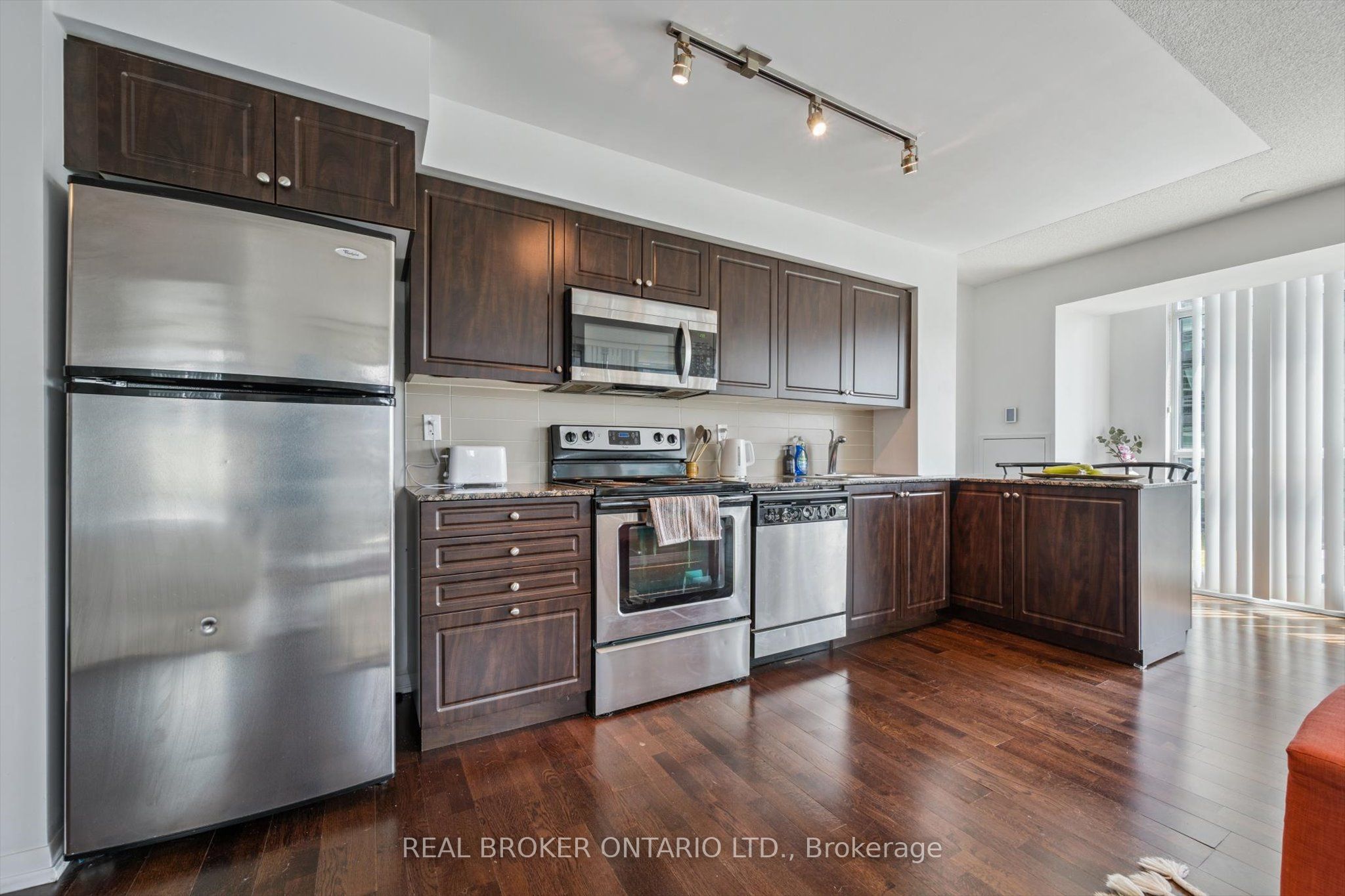 209 Fort York Boulevard 683