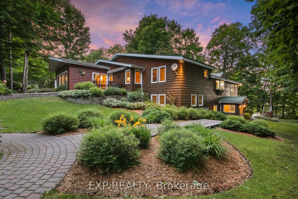 Photo of 152 Lakeland Lane, Lanark Highlands, ON K0A 1P0 (MLS # X13459292)