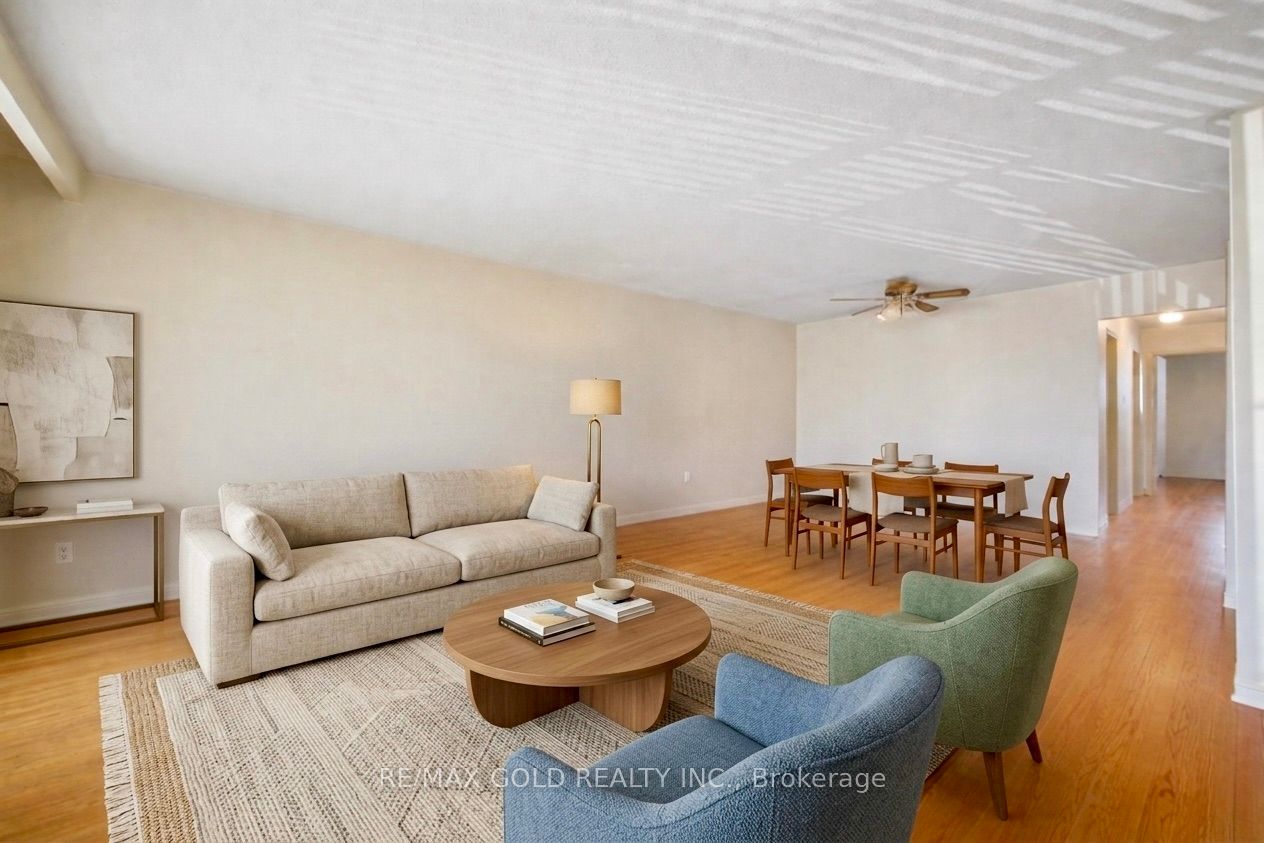 877 Consort Crescent