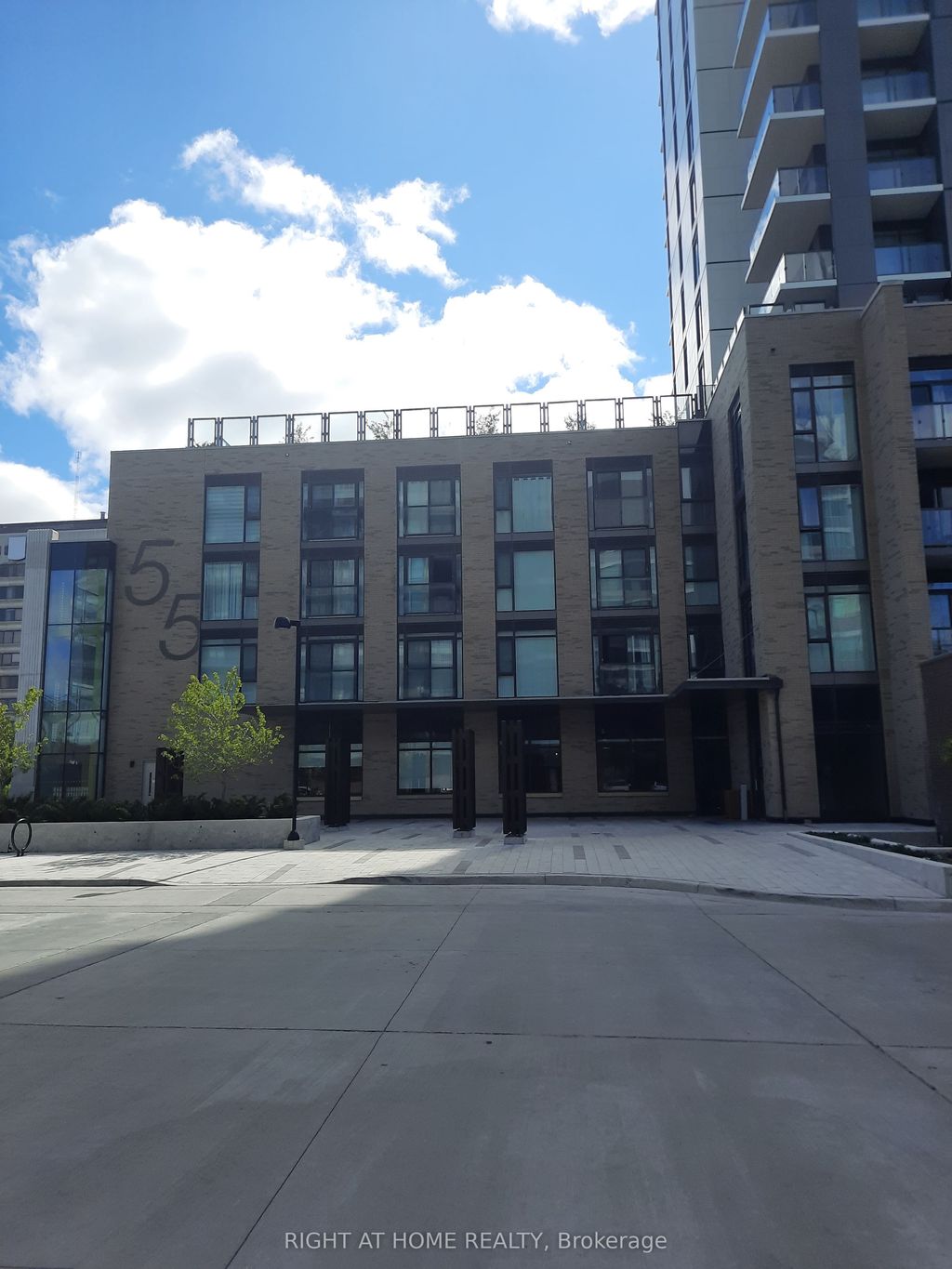 Photo of 55 Duke Street #316, Kitchener, ON N2H 0C9 (MLS # X12980108)