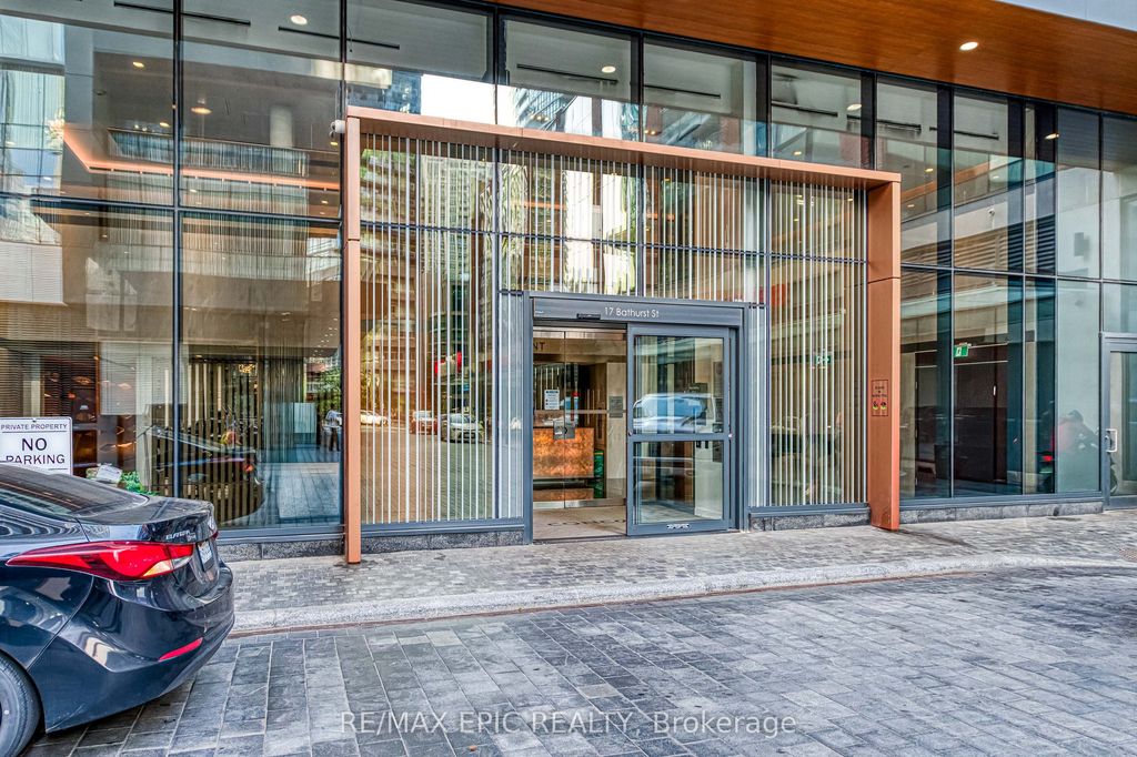 Photo of 17 Bathurst Street #810, Toronto, ON M5V 0N1 (MLS # C12418352)
