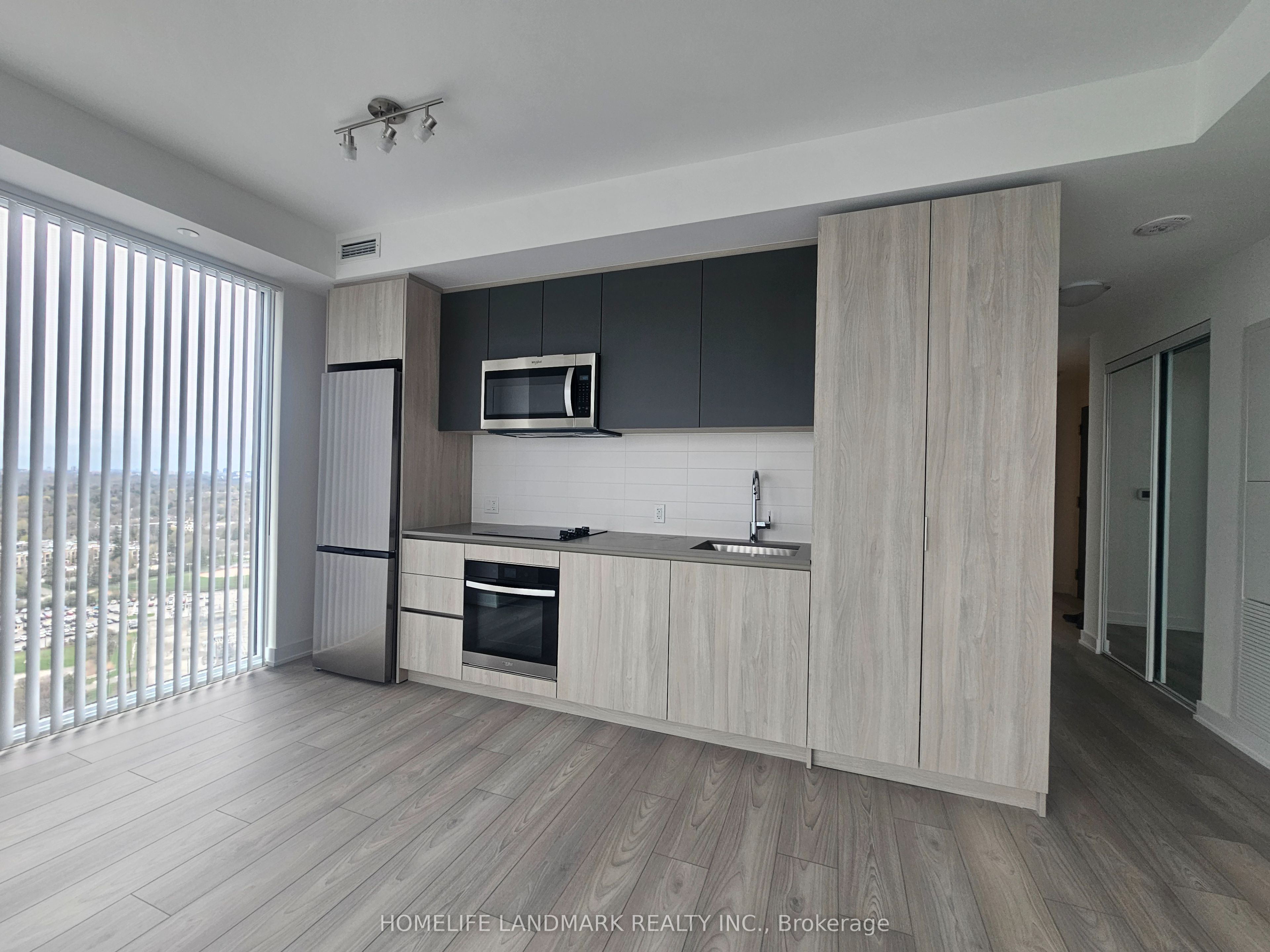 5858 Yonge Street 2715