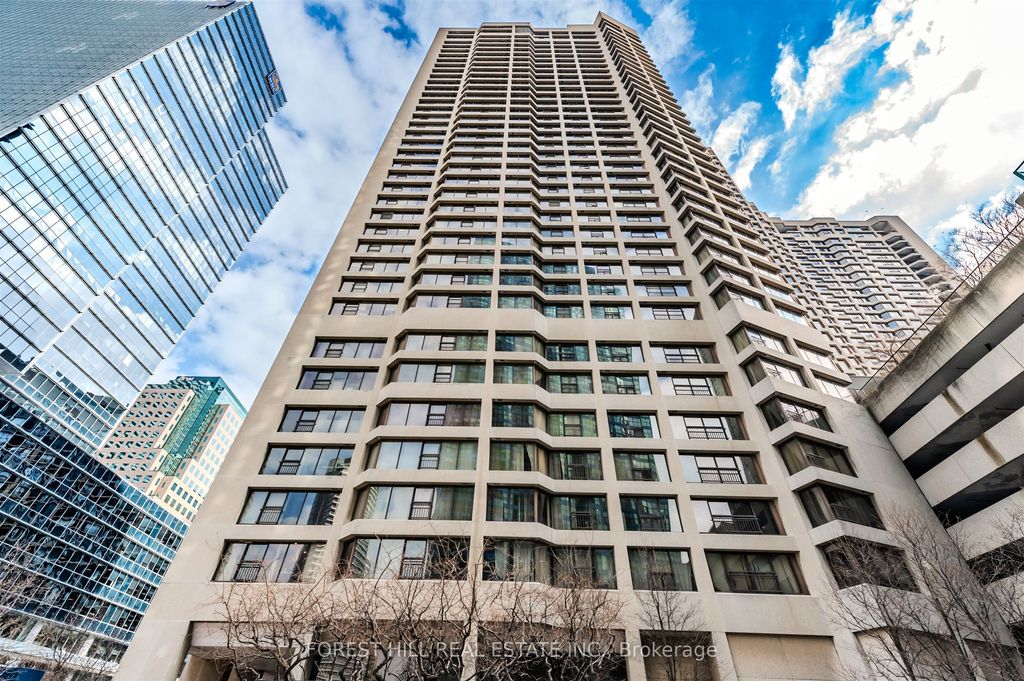 Photo of 55 Harbour Square #2313, Toronto, ON M5J 2L1 (MLS # C12881470)