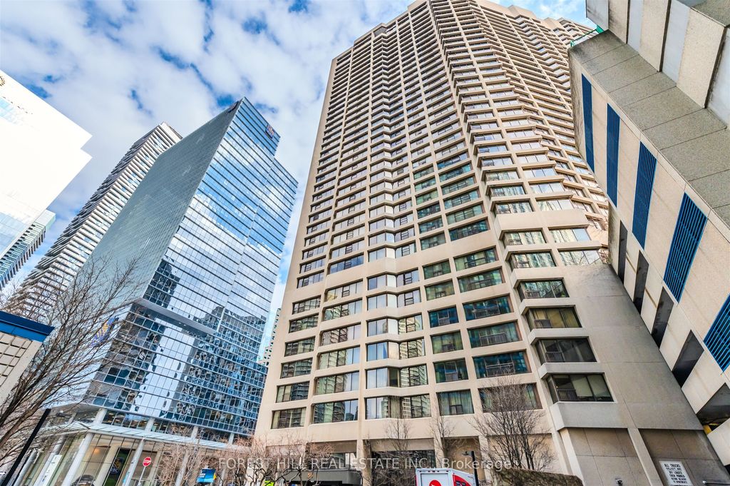 Photo of 55 Harbour Square #2313, Toronto, ON M5J 2L1 (MLS # C12881470)
