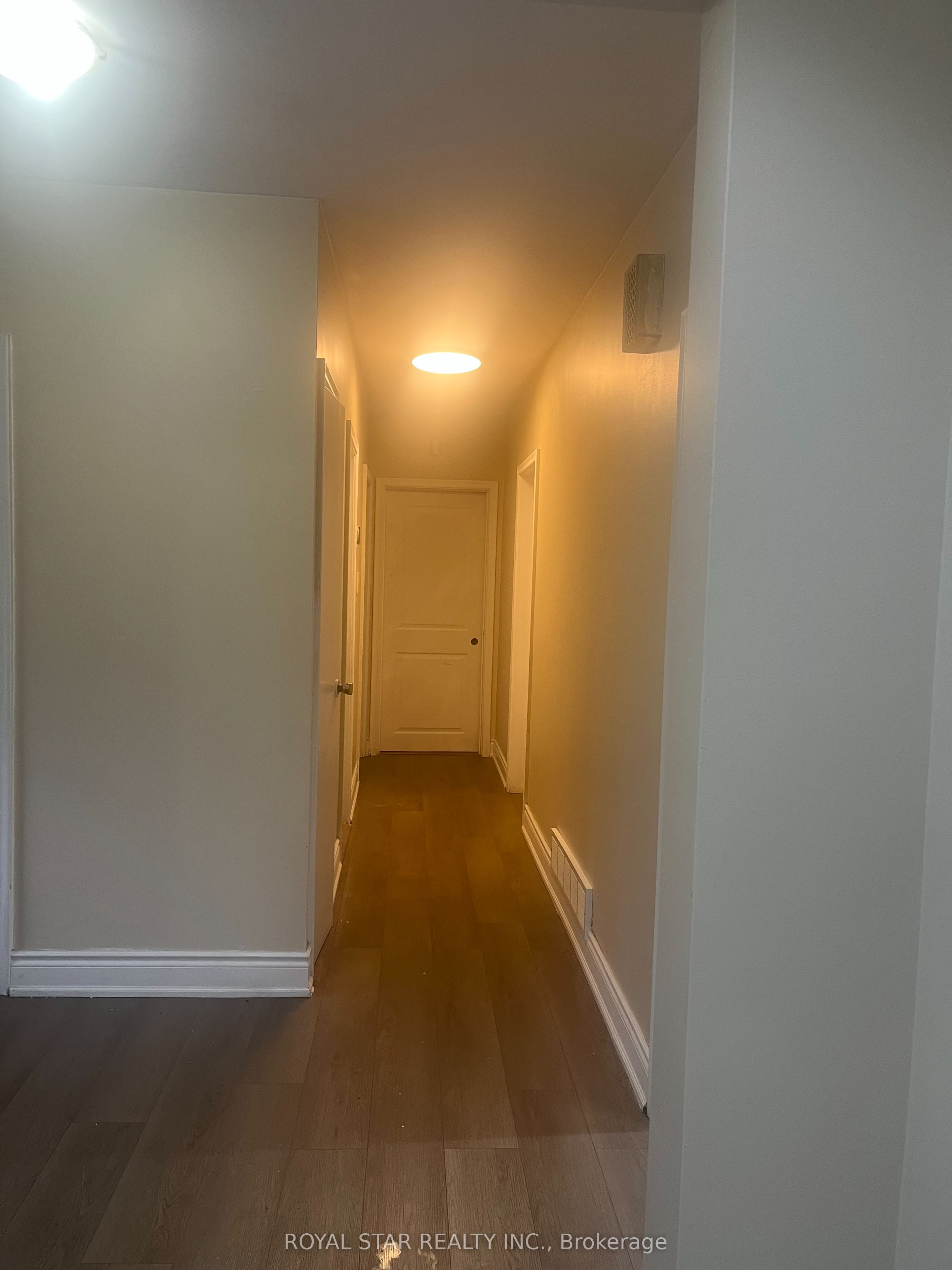 9210 Mississauga Road Main