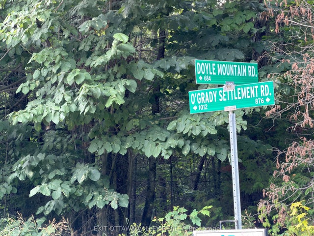 942 O'Grady Settlement Road