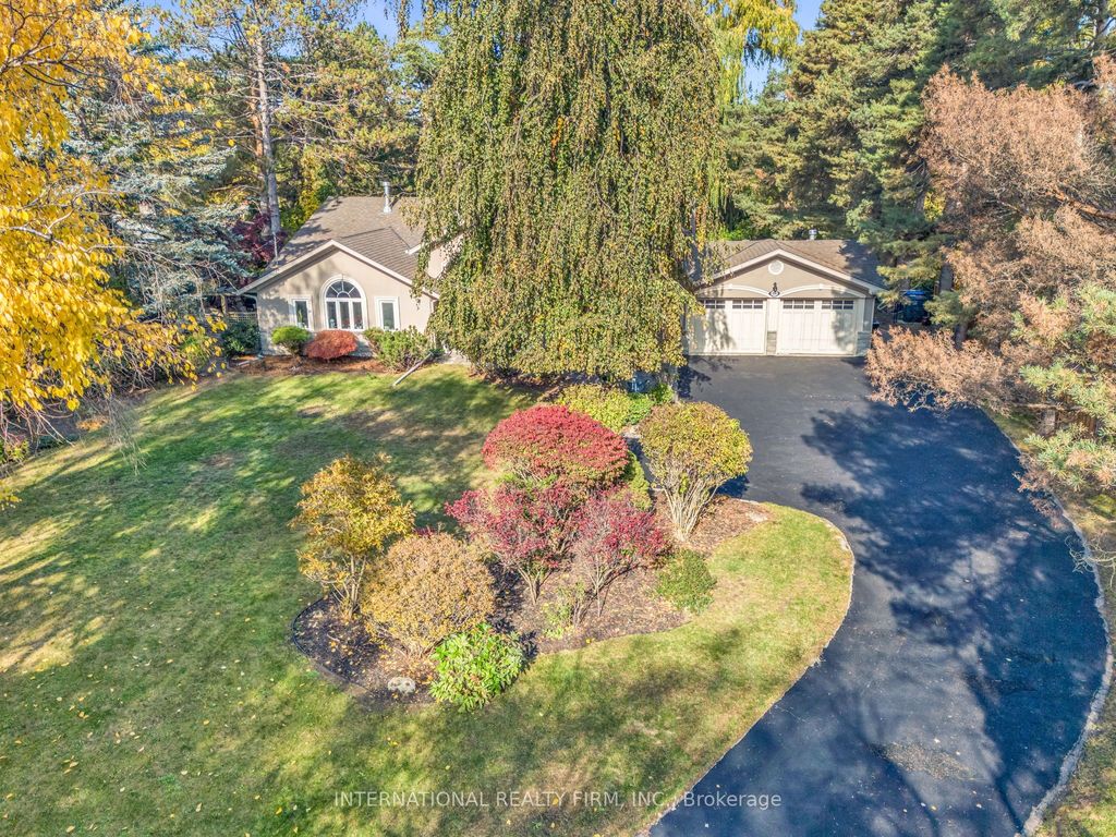 Photo of 1049 Indian Rd Road, Mississauga, ON L5H 1R6 (MLS # W12858870)