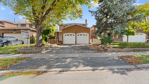 42 Tanager Square Brampton ON L6Z 1X2