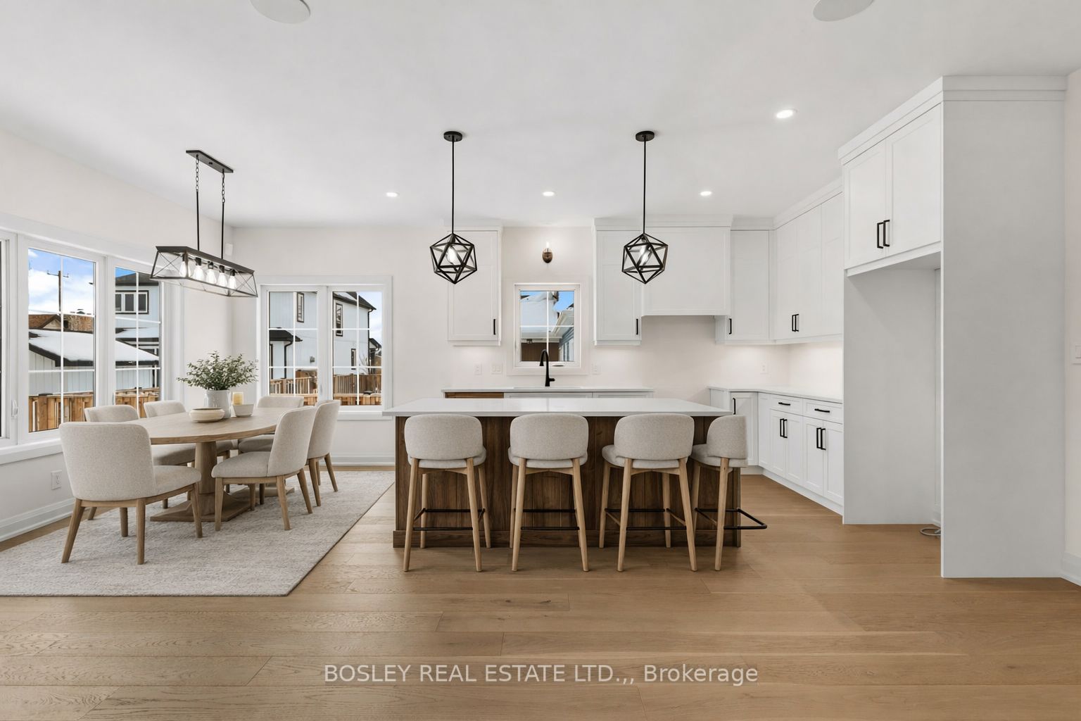 60 Pleasant Avenue N