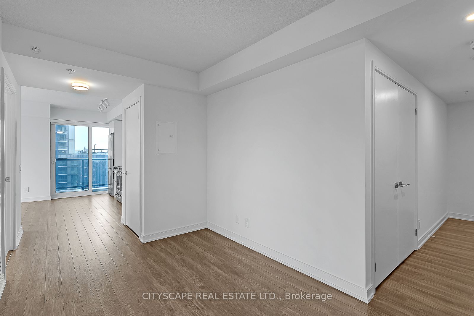 30 Samuel Wood Way 1110