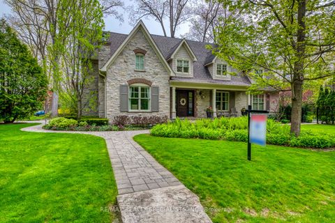 1199 Whiteoaks Avenue Mississauga ON L5J 3B6