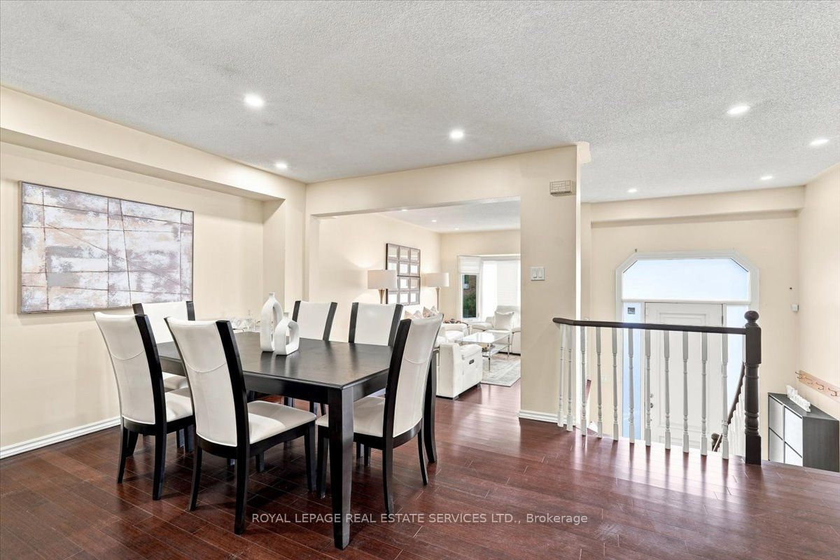 1199 LEEWOOD Drive