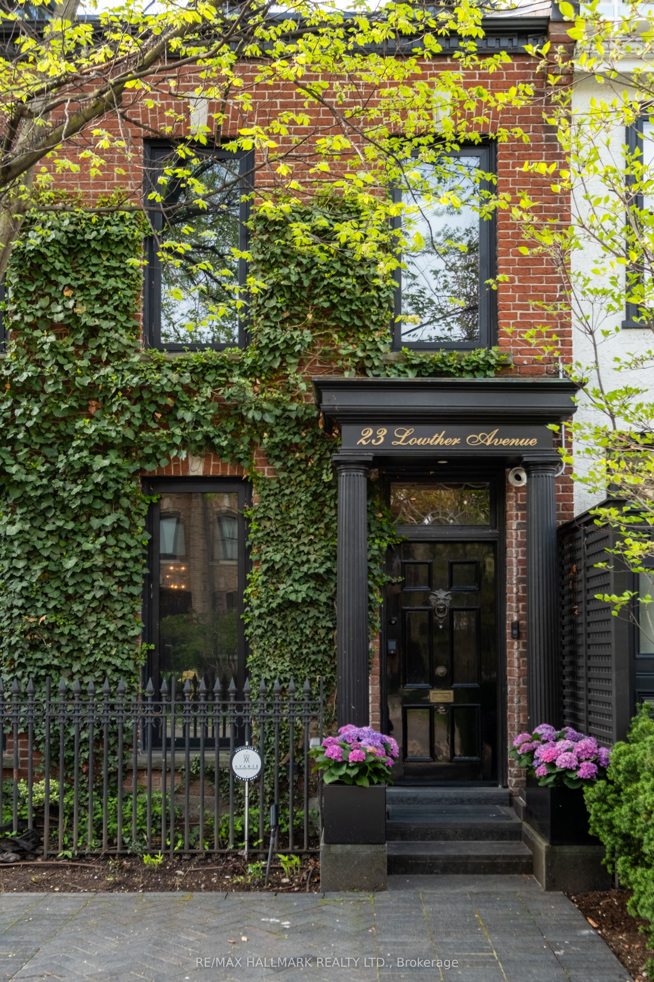 23 Lowther Avenue