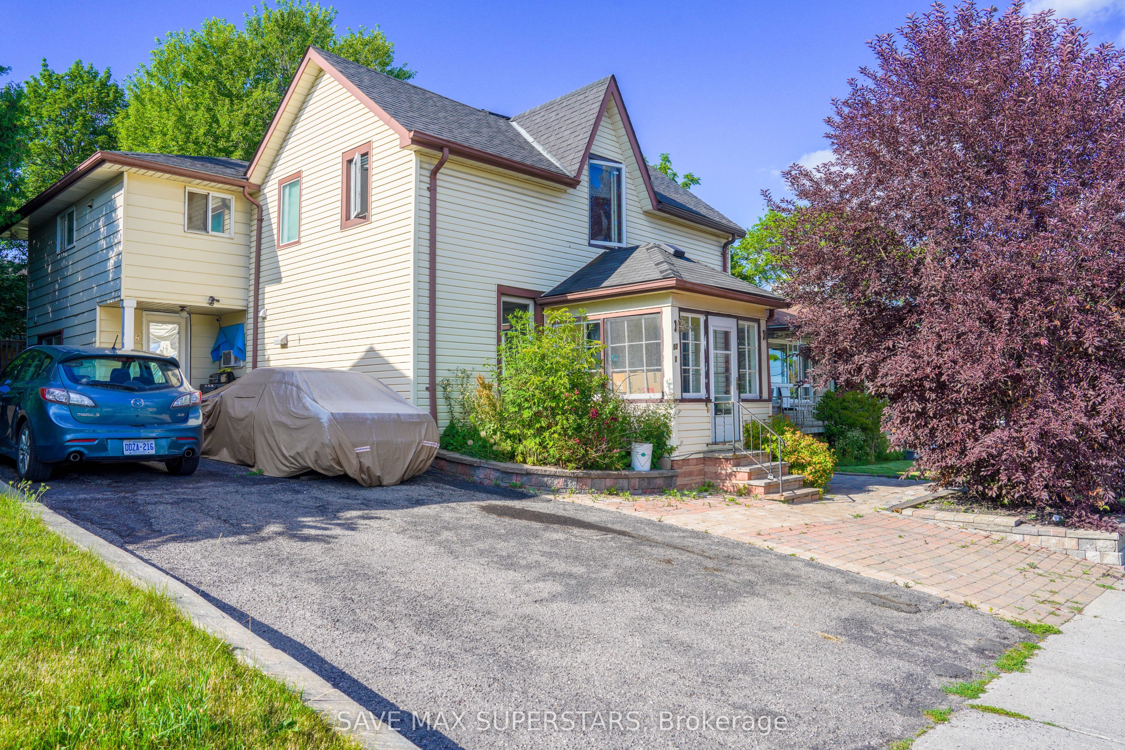Photo 1 of 48 — 93 John Street E, Bradford West Gwillimbury, ON L3Z 1G4