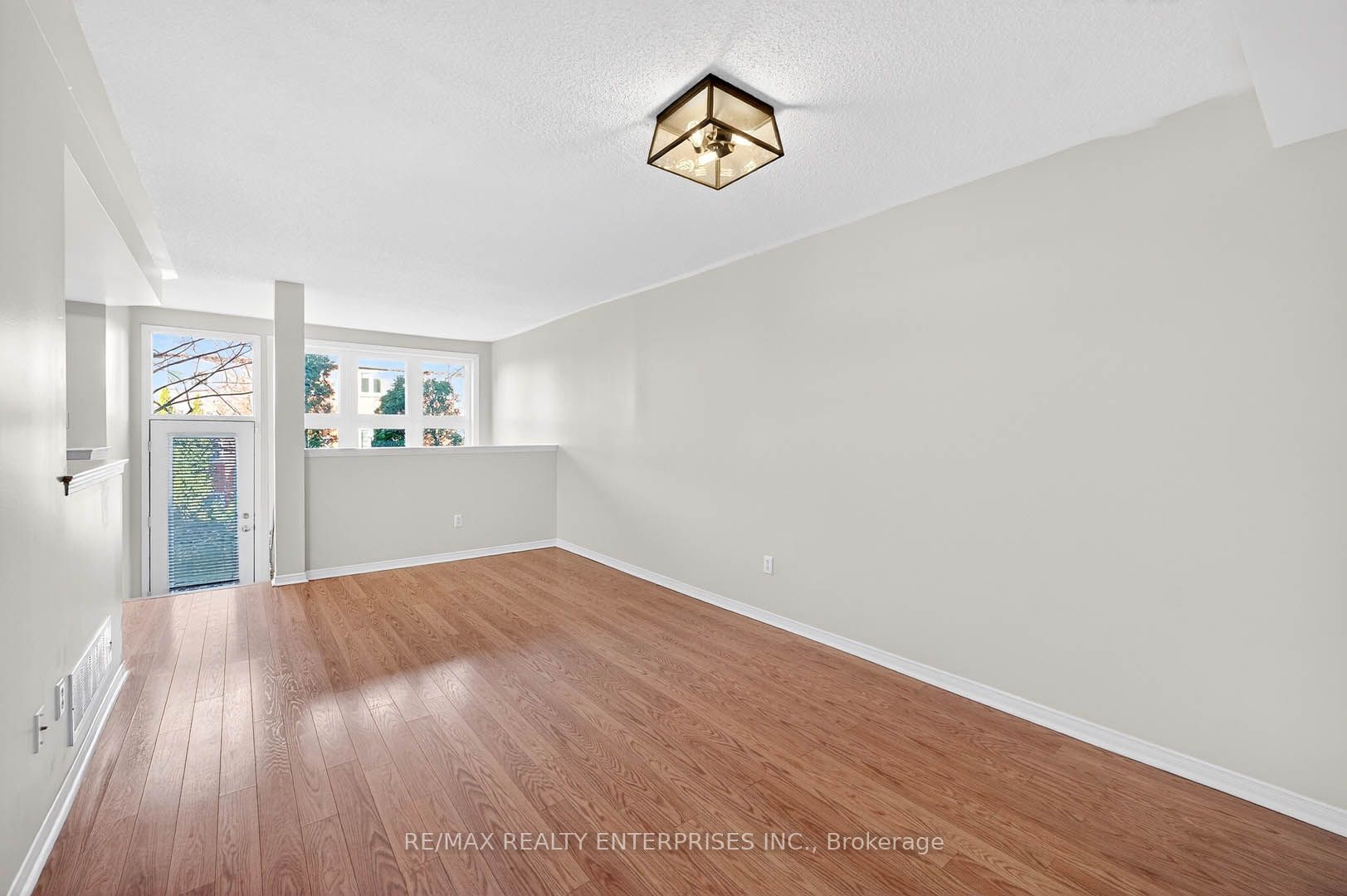 1084 Queen Street W 24B