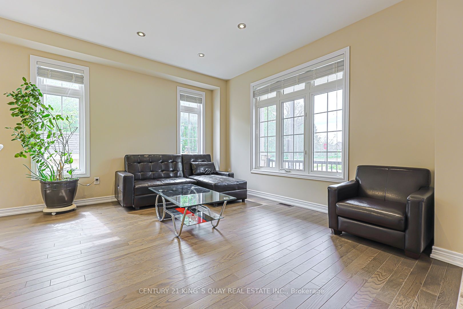 1 Bloom Street