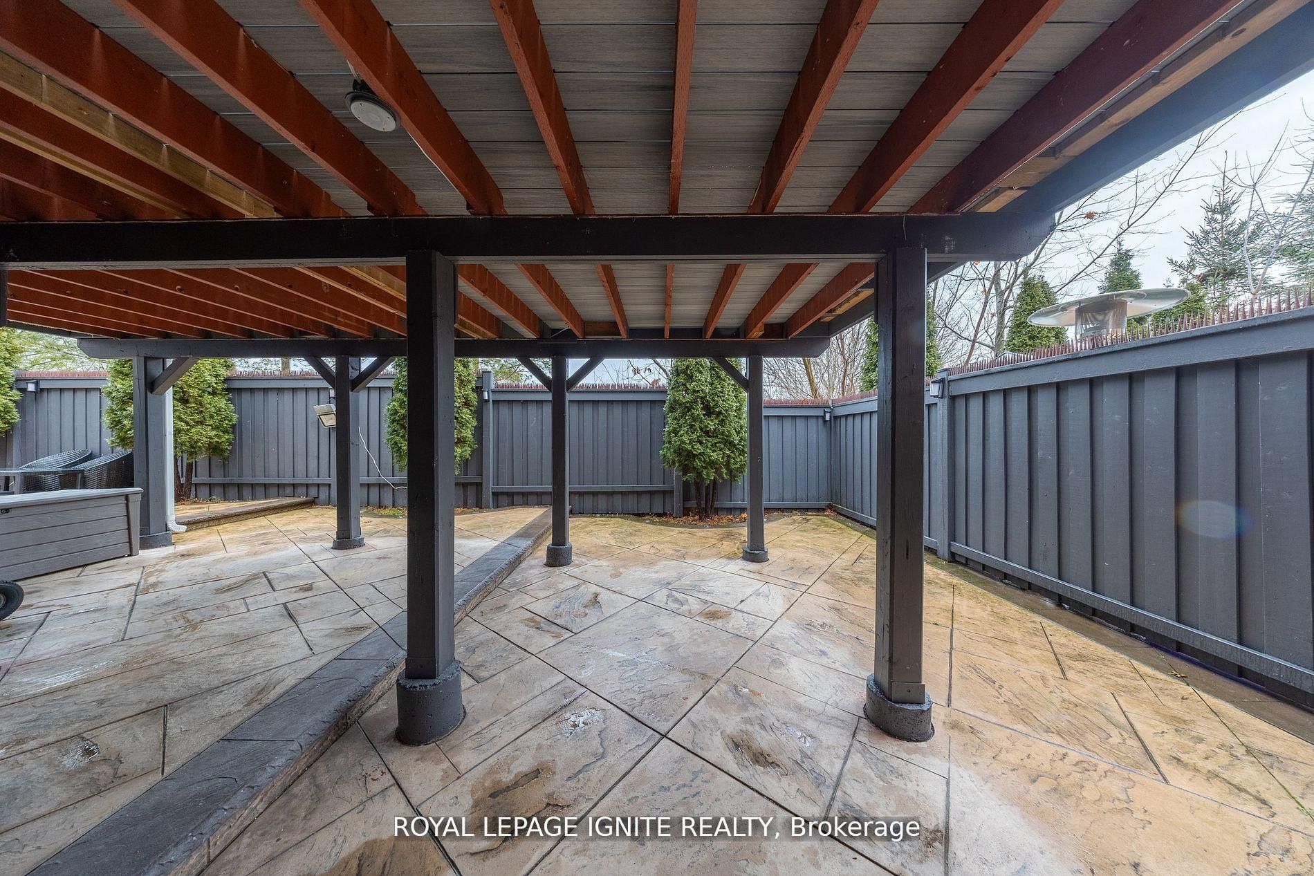 123 Alexander Lawrie Avenue Bsmt