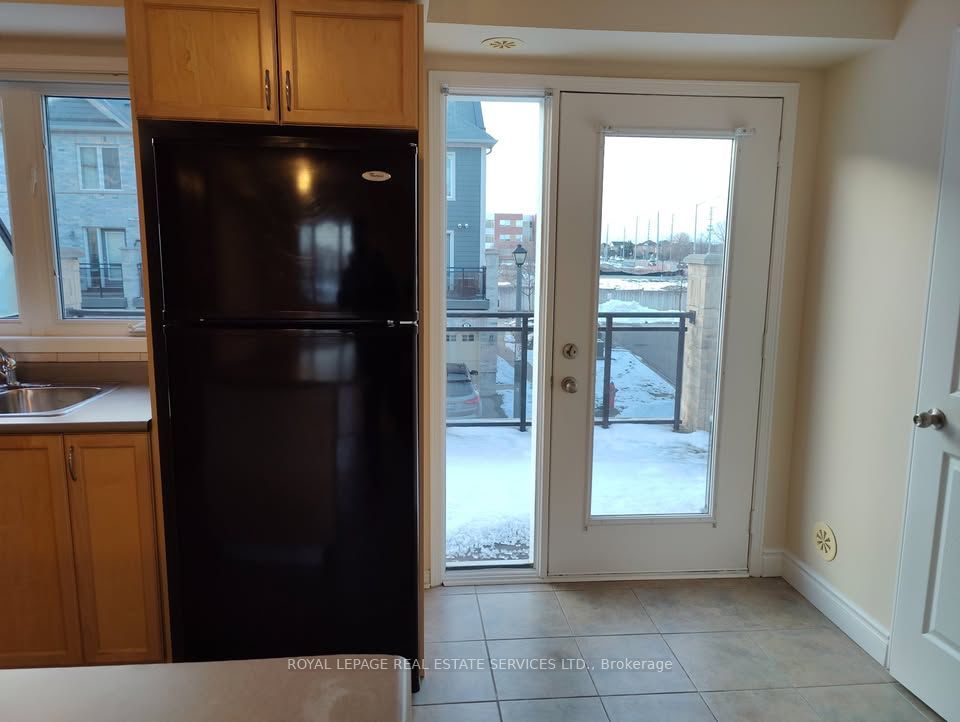 60 Fairwood Circle 150