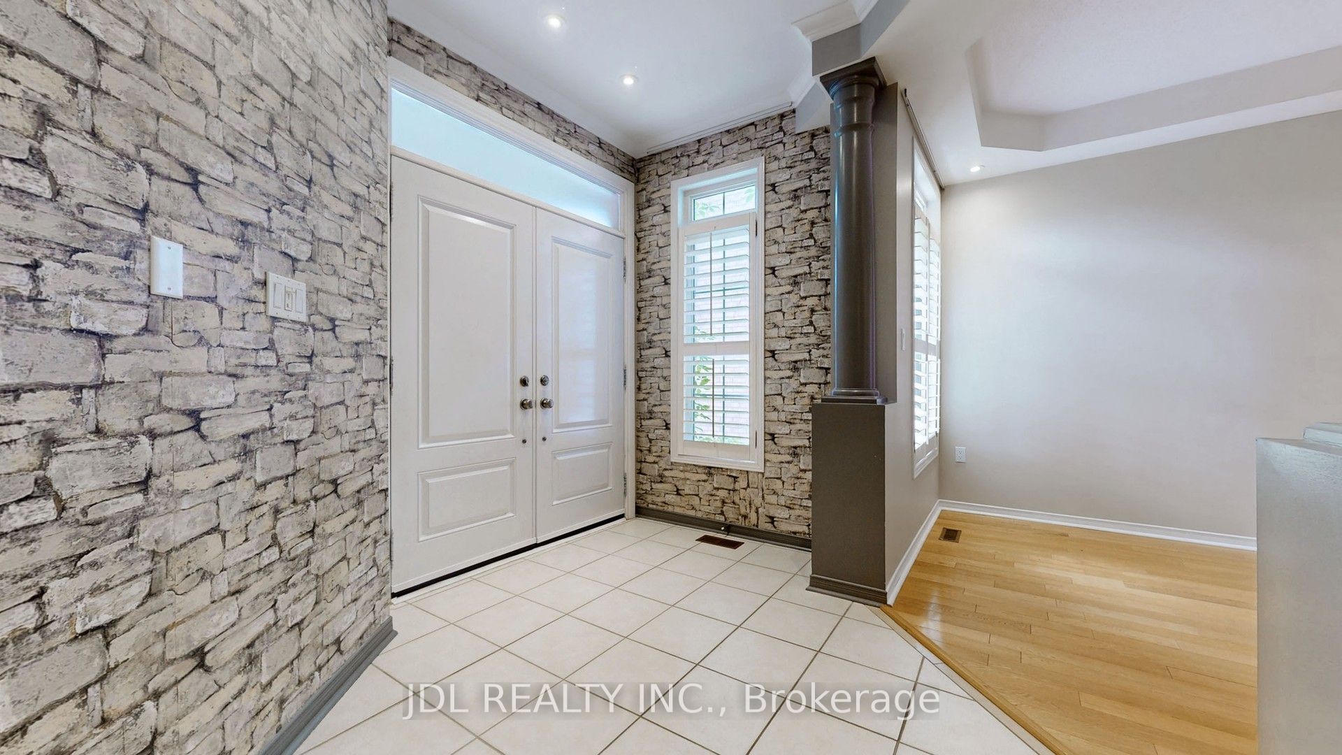62 Kaitlin Drive Upper