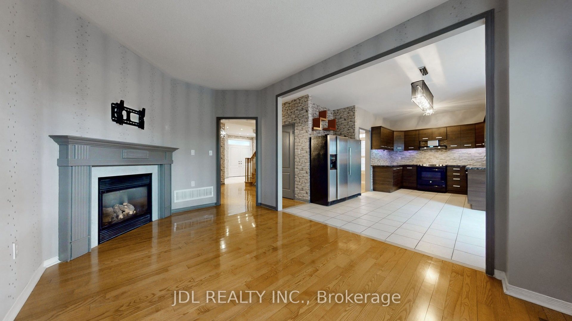 62 Kaitlin Drive Upper