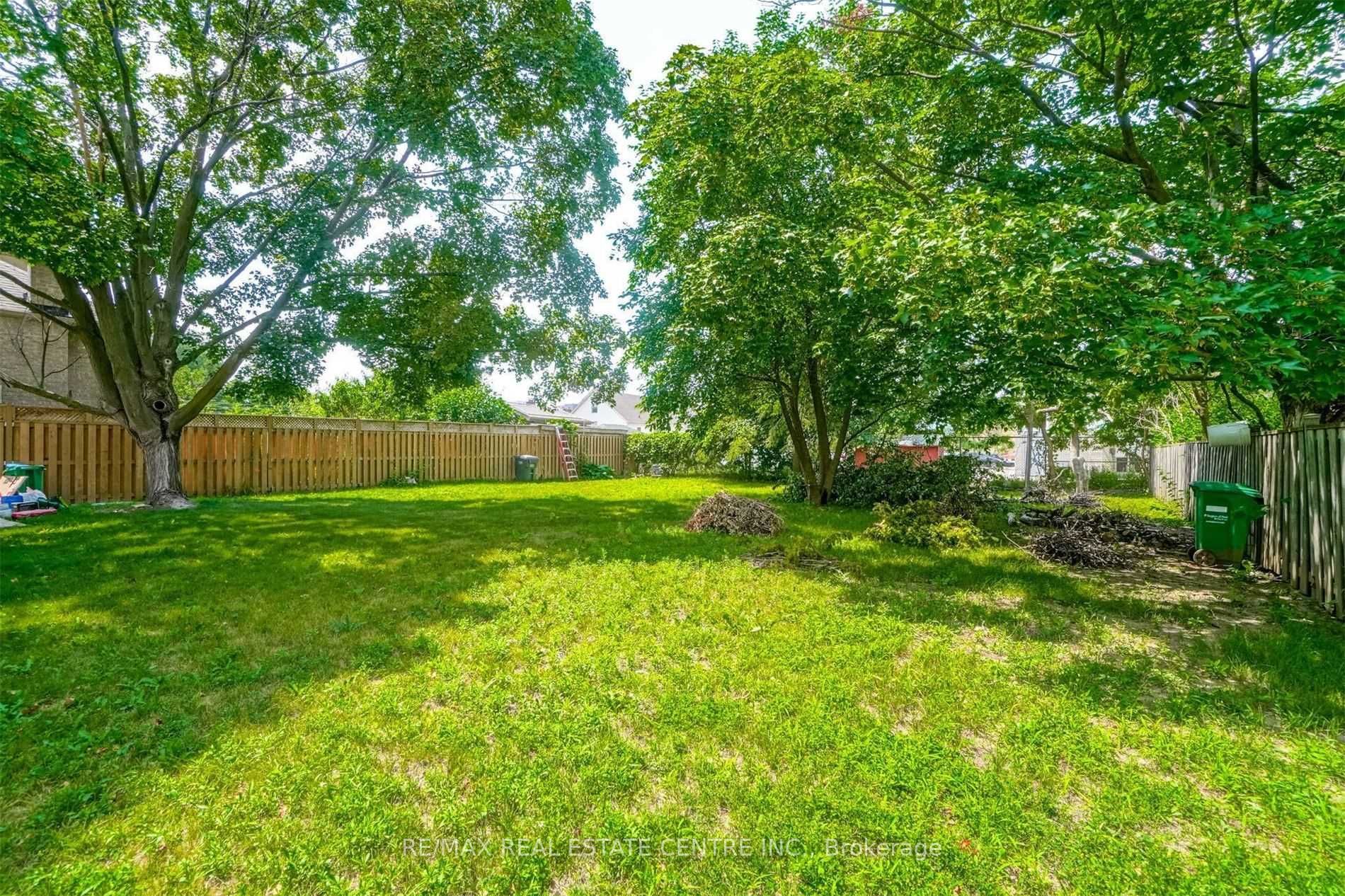 81 Dunbar Road