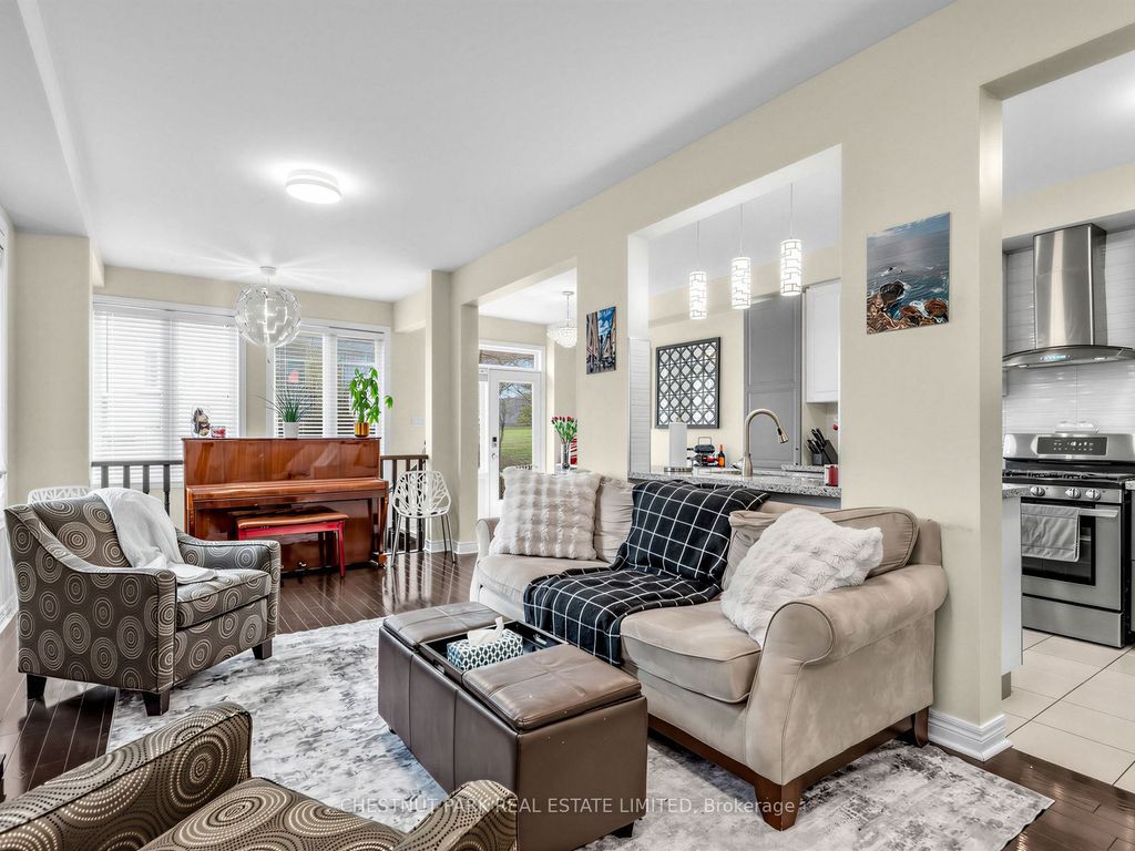 Photo of 11 Constable Street, Aurora, ON L4G 1B7 (MLS # N12984700)