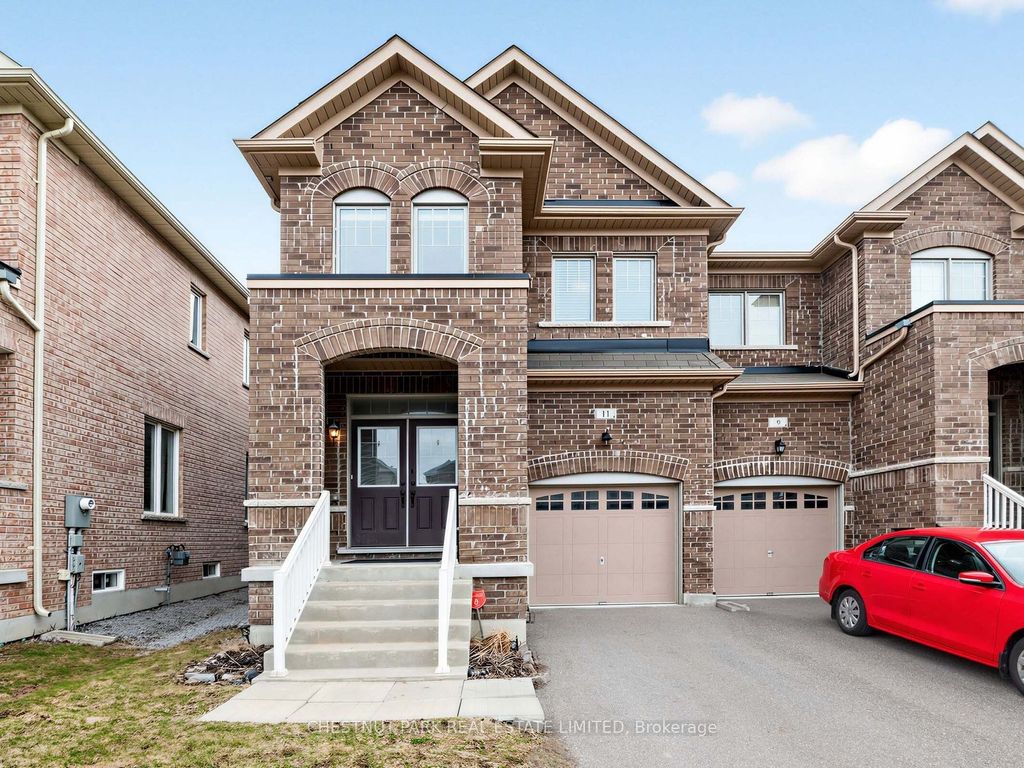 Photo of 11 Constable Street, Aurora, ON L4G 1B7 (MLS # N12984700)