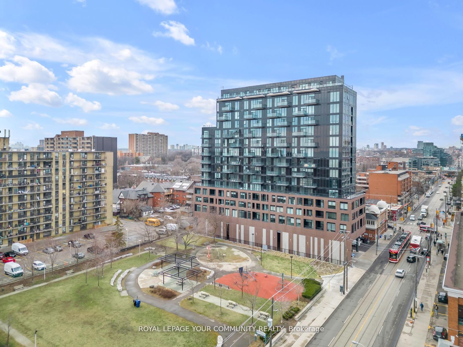 270 Dufferin Street 1106