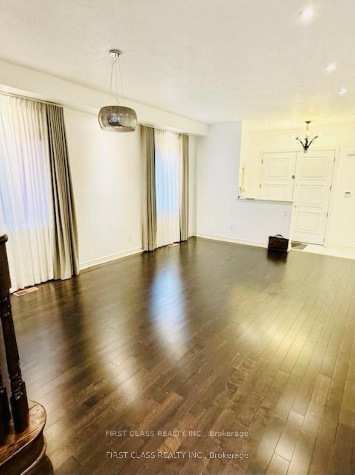 239 Dalgleish Gardens