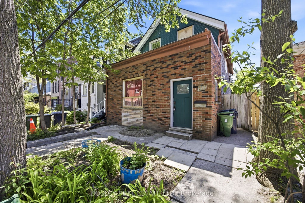 Photo of 717 Richmond Street W, Toronto, ON M6J 1C4 (MLS # C13239230)