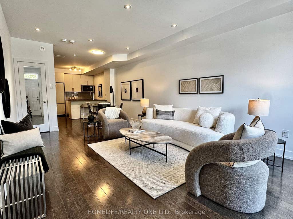 Photo of 1076 Lansdowne Avenue, Toronto, ON M6H 4H2 (MLS # W13677256)
