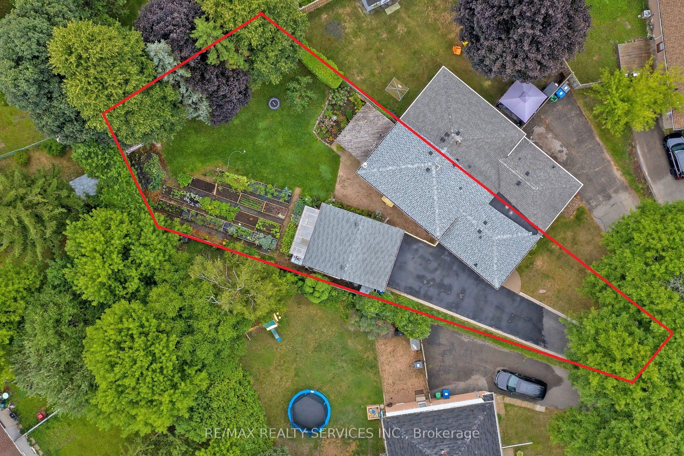 10 Minton Place