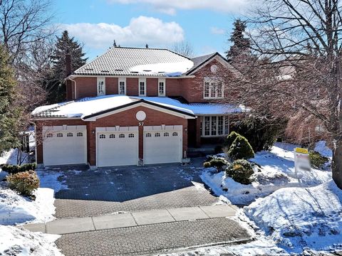 57 Highglen Avenue Markham ON L3R 8R1