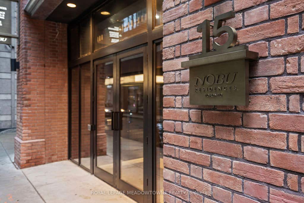 Photo of 15 Mercer Street #813, Toronto, ON M5V 1H2 (MLS # C13699428)
