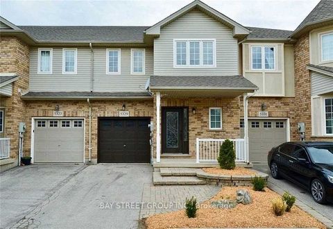 5329 Applegarth Drive Burlington ON L7L 7E3