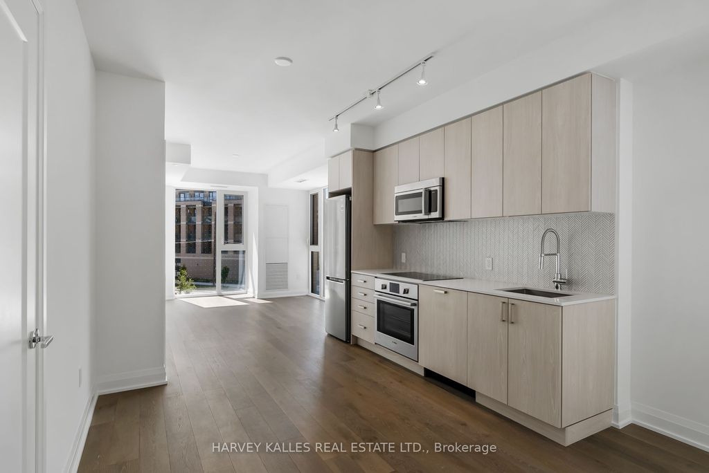 Photo of 293 The Kingsway N/A #305, Toronto, ON M9A 3A9 (MLS # W11932680)