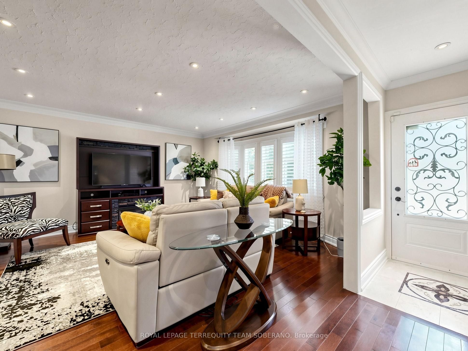 67 Barrington Avenue