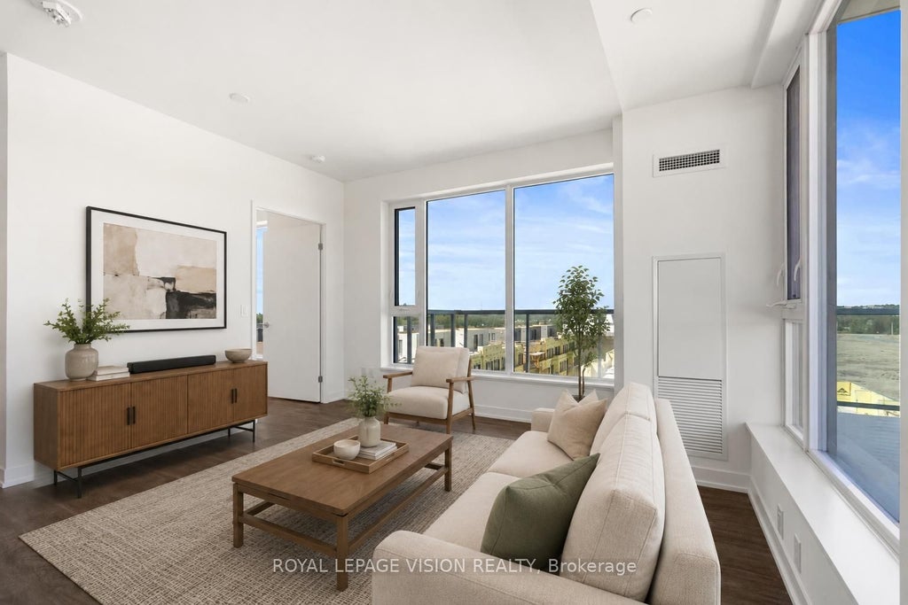 Photo of 2 David Eyer Road #625, Richmond Hill, ON L4S 0N6 (MLS # N13470482)
