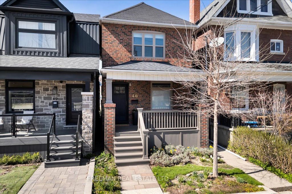 Photo of 40 Garnet Avenue, Toronto, ON M6G 1V5 (MLS # W13065458)