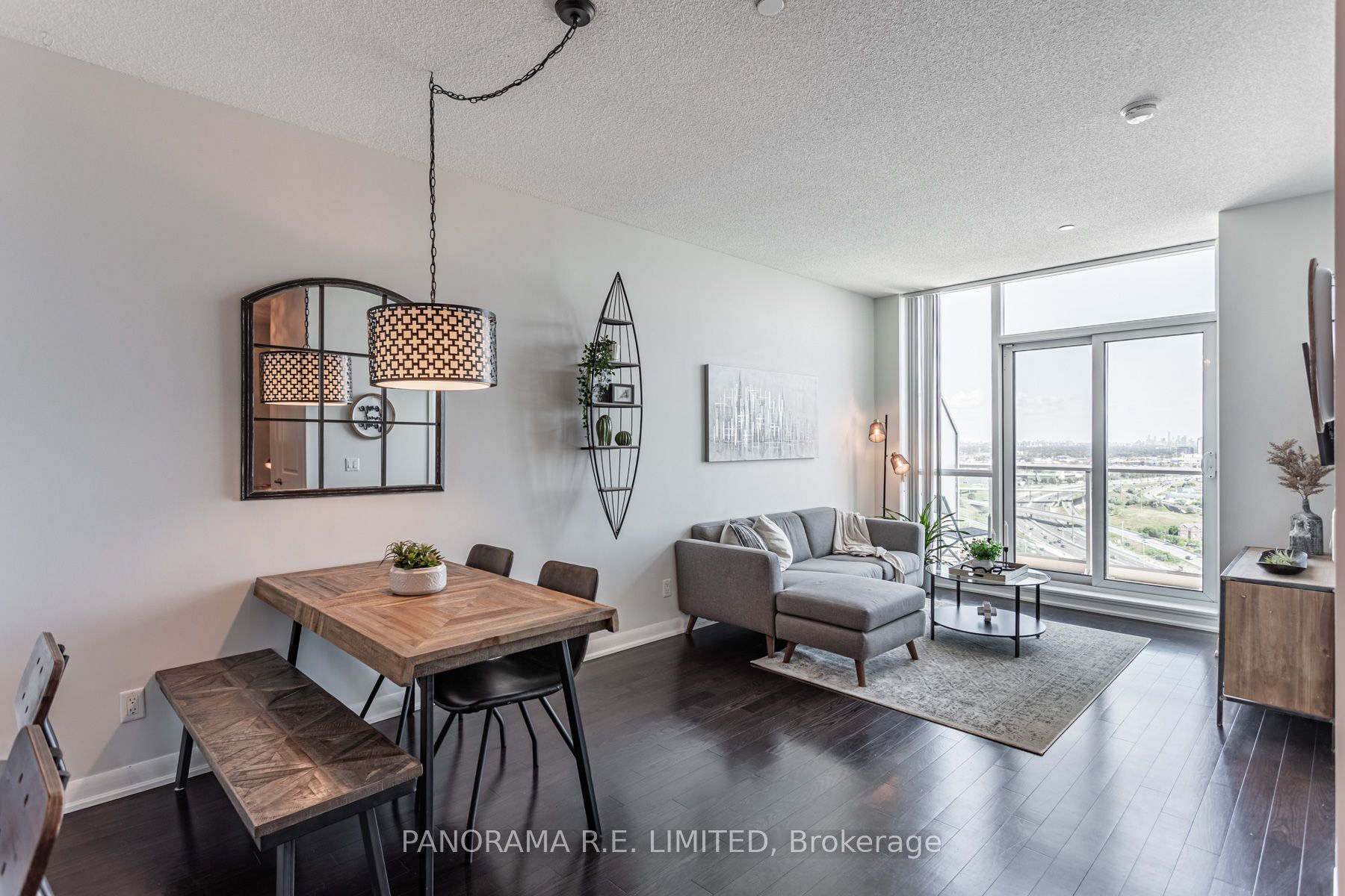 205 Sherway Gardens Road 2407