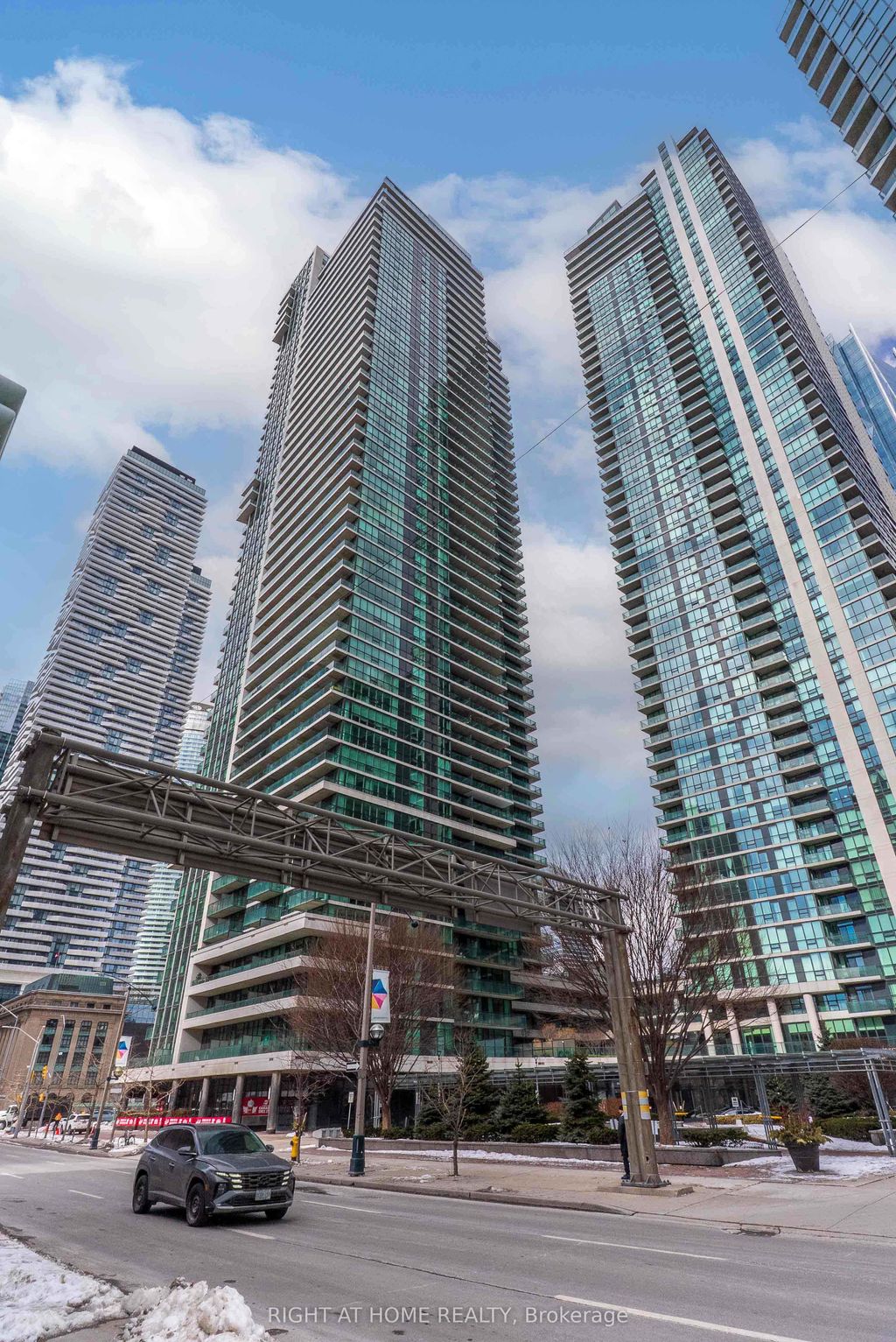 Photo of 33 Bay Street #603, Toronto, ON M5J 2Z3 (MLS # C12837378)
