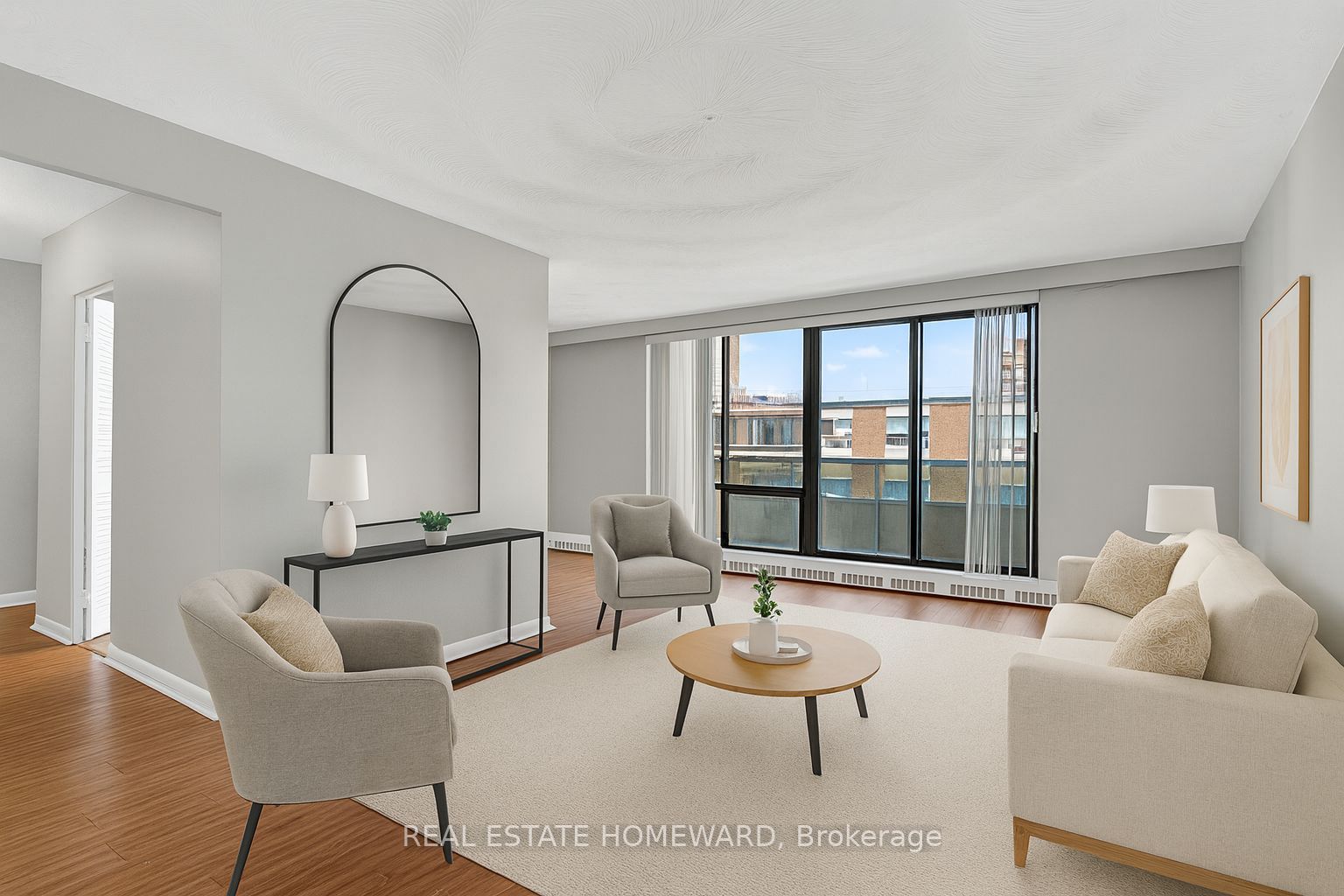 915 Midland Avenue 708