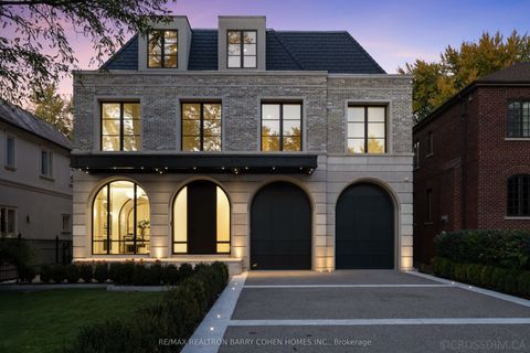 117 Yonge Boulevard Toronto ON M5M 3H2