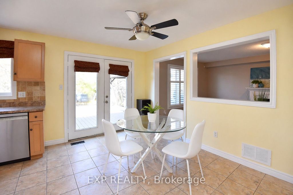 Photo of 72 Etherington Crescent, Hamilton, ON L0R 1C0 (MLS # X13043964)