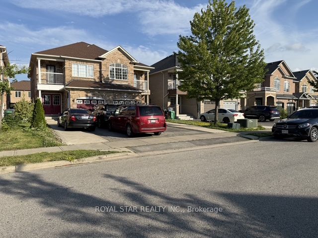 Photo of 50 Dewridge Court, Brampton, ON L6R 3C1 (MLS # W13529438)