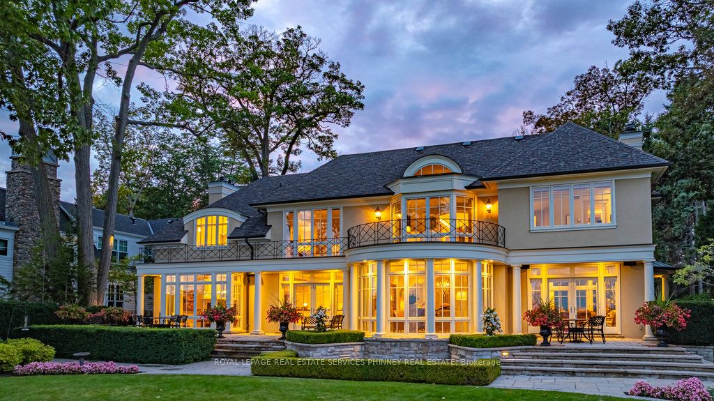 6 Ennisclare Drive W