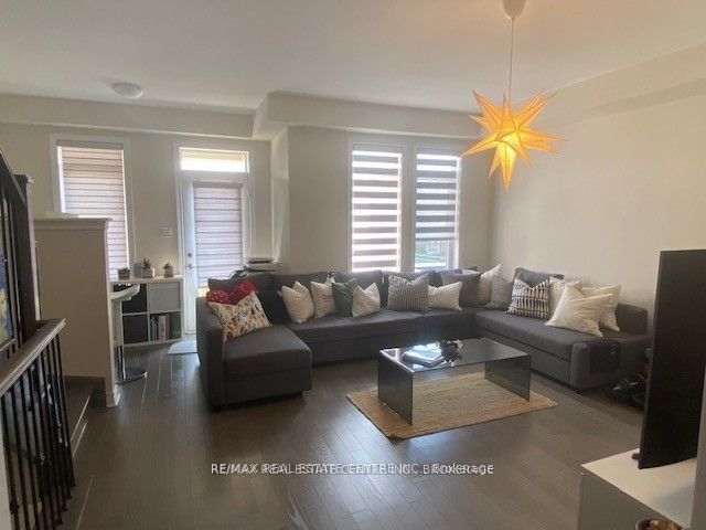 3296 Erasmum Street 03