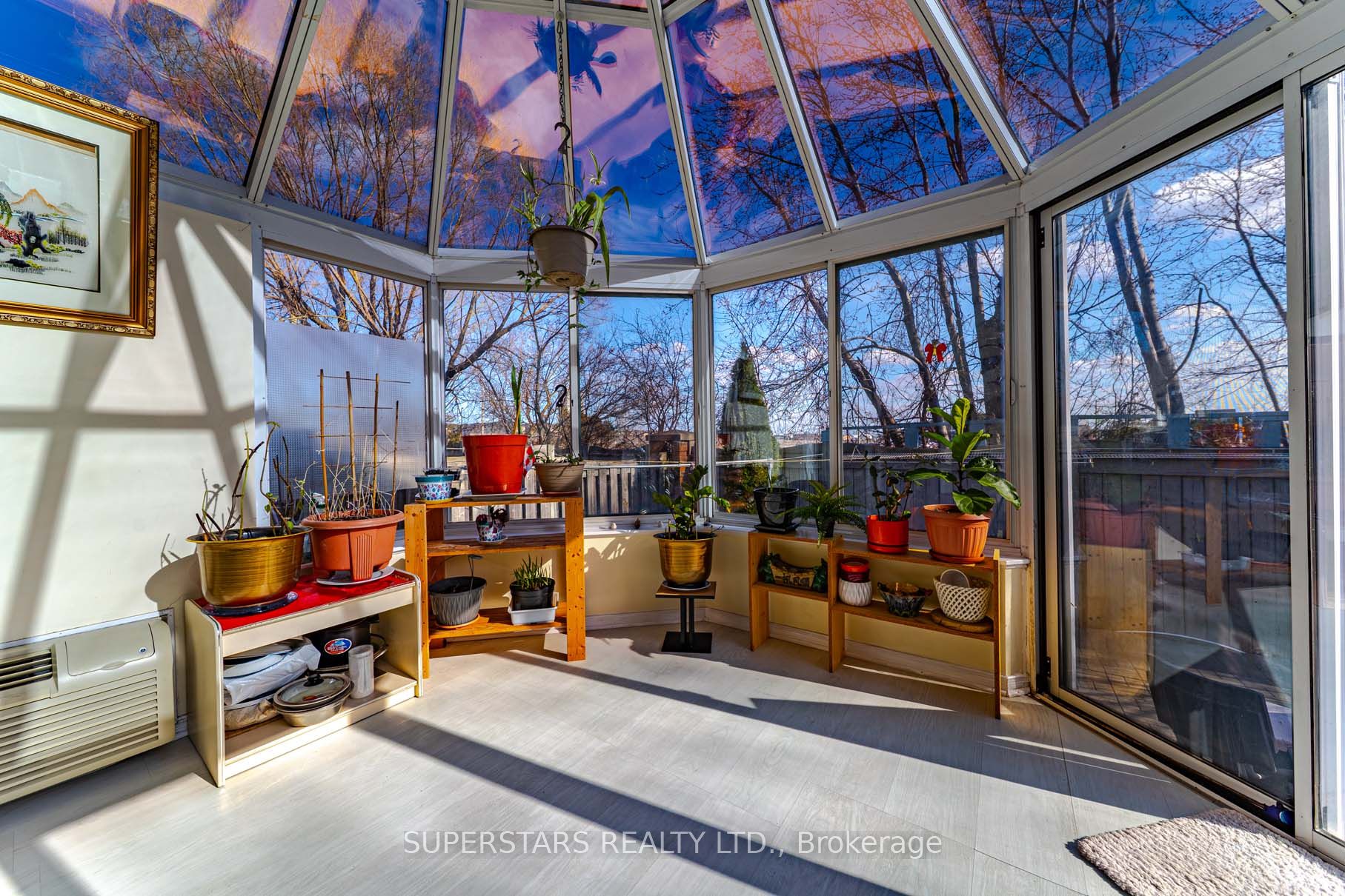 25 Eastpine Drive