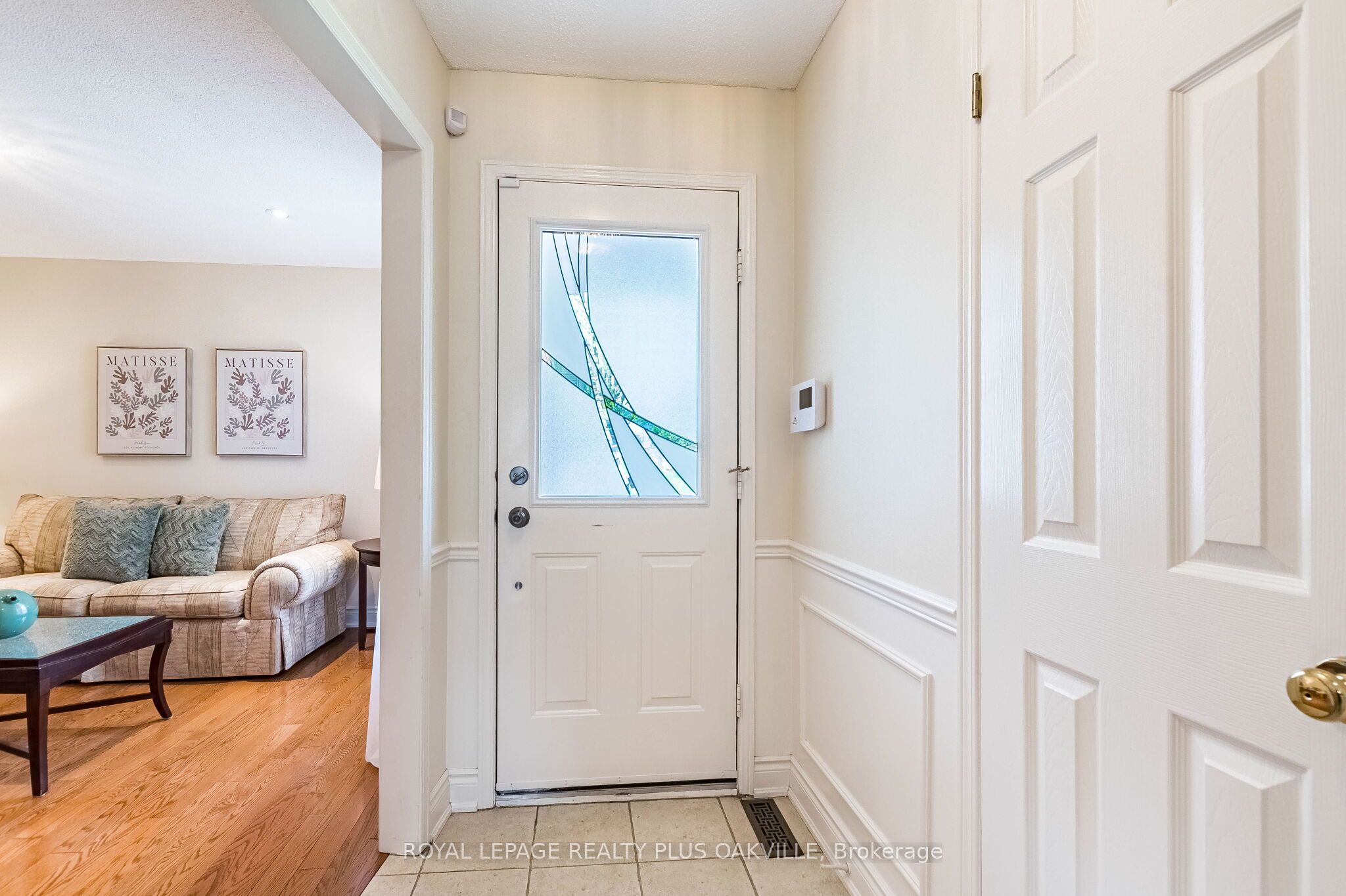 394 Maidstone Crescent